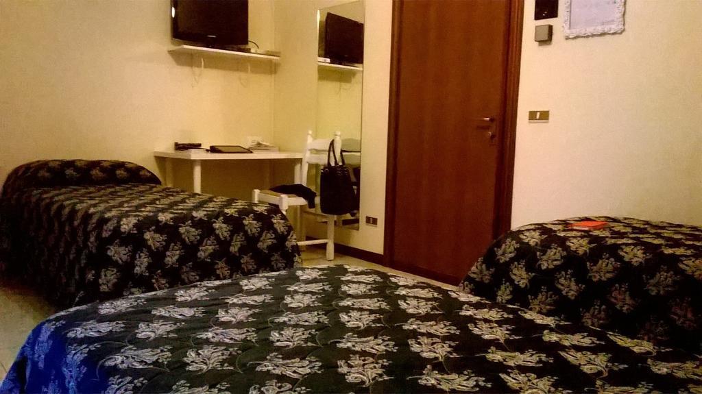 Hotel Sullivan Ponte San Marco Camera foto